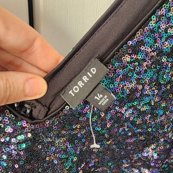 Torrid Size 14 Mid Length Sequin Party Dress Prom Wedding Guest Homecoming - Picture 4 of 4